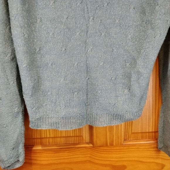 Handmade Knit Sweater Gray Textured Side Buttons - Picture 5 of 10